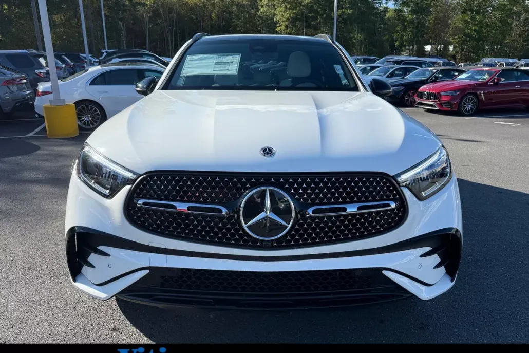 2026 Mercedes Benz GLC 300 4MATIC photo 1