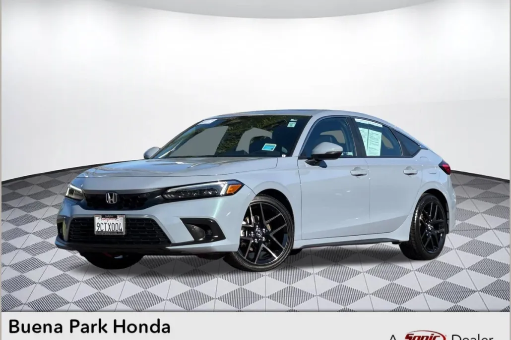 2022 Honda Civic Sport Touring Hatchback photo 1