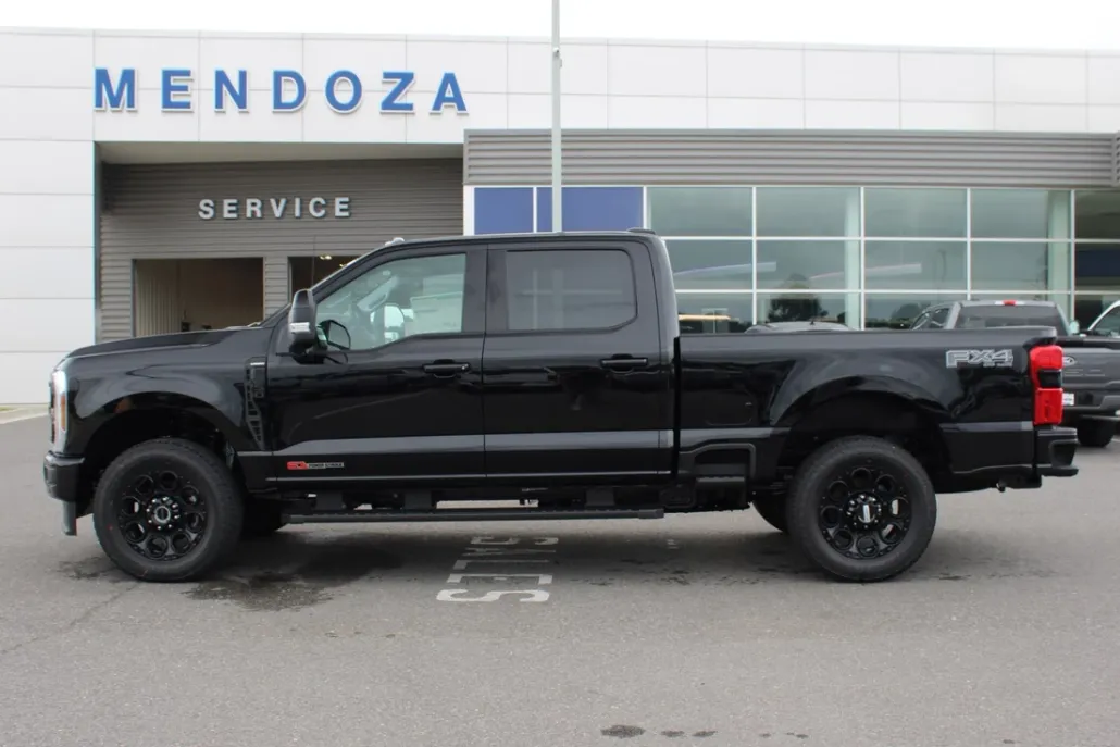 2025 Ford F-250 Lariat photo 1