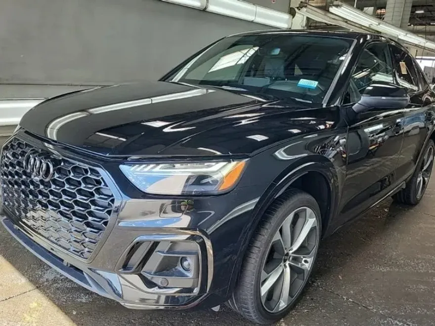 2023 Audi Q5 45 S line Prestige photo 1