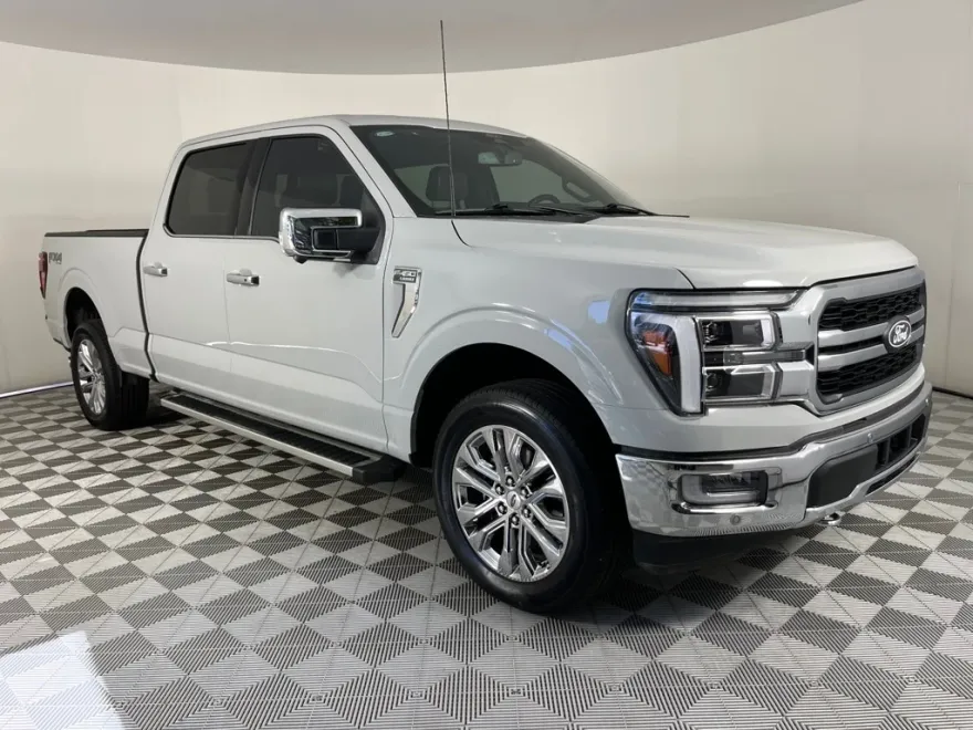 2024 Ford F-150 Lariat photo 1