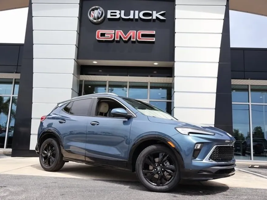 2026 Buick Encore GX Sport Touring photo 1