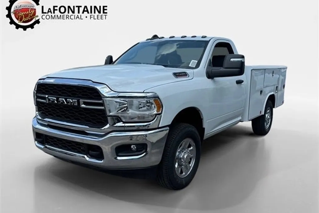 2024 Ram 3500 Tradesman photo 1