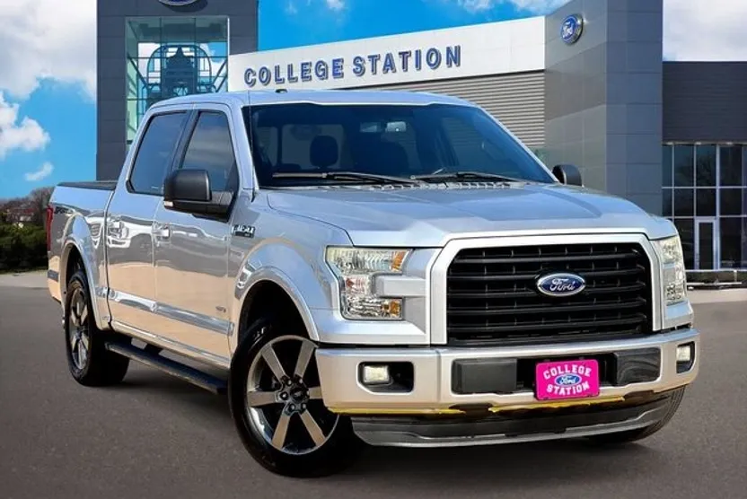 2015 Ford F-150 XLT photo 1