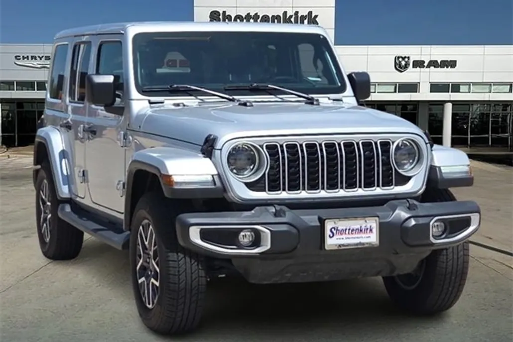 2024 Jeep Wrangler Sahara photo 1