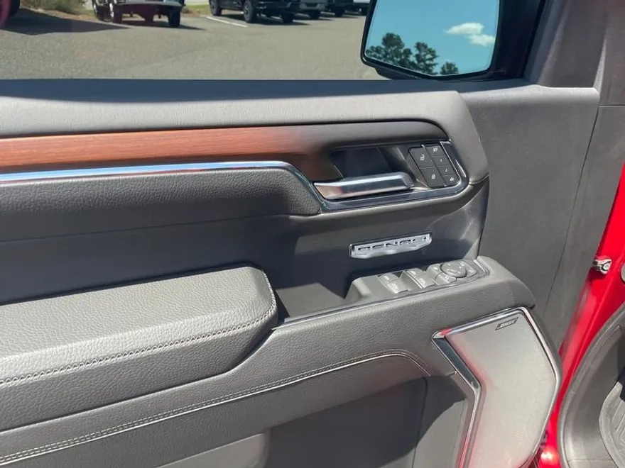 2024 Gmc Sierra 1500 Denali photo 1