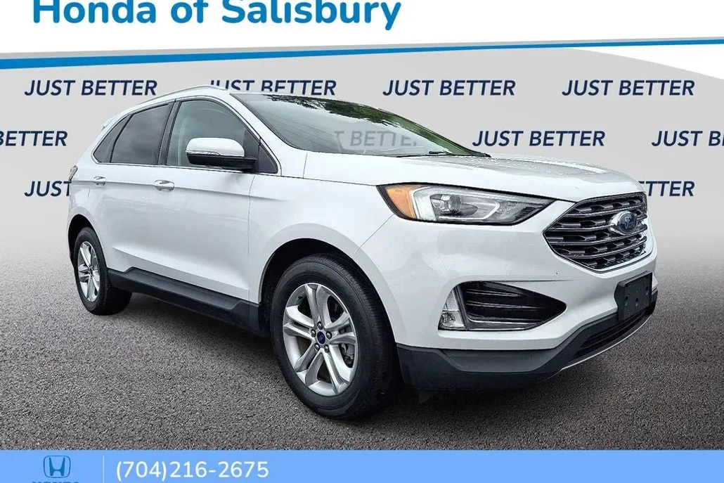 2019 Ford Edge SEL photo 1
