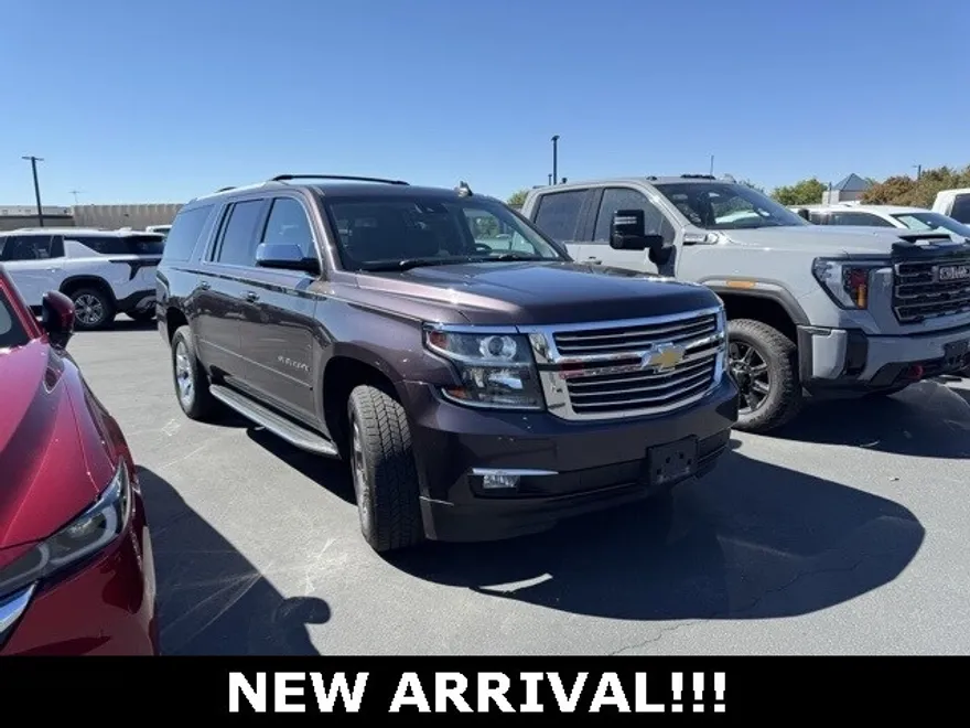 2016 Chevrolet Suburban LTZ photo 1