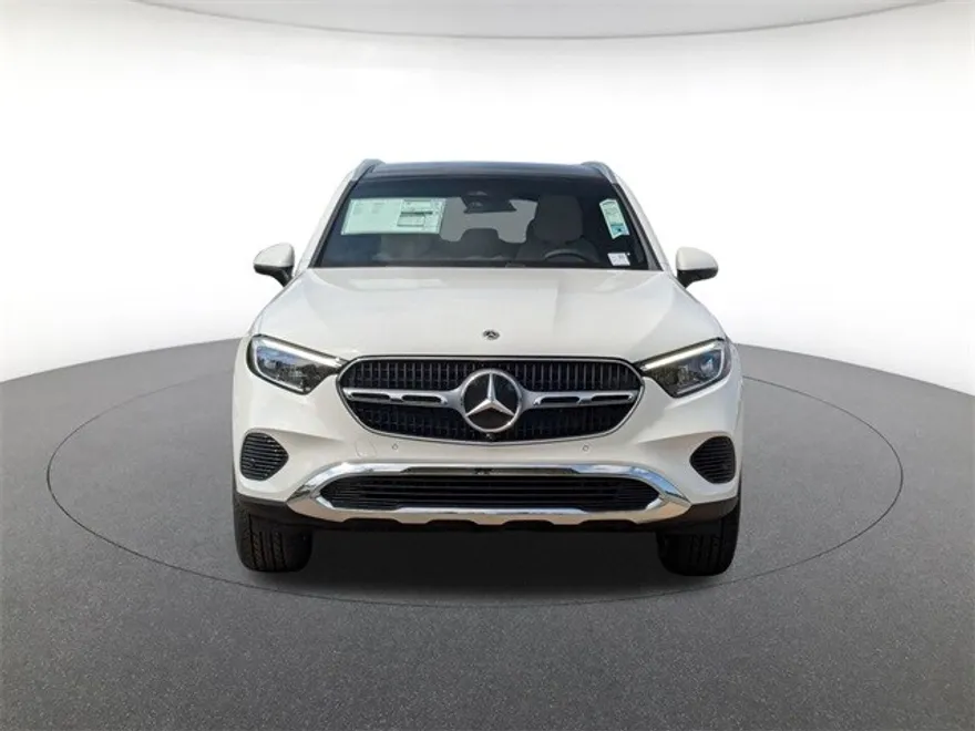 2026 Mercedes Benz GLC 300 4MATIC photo 1