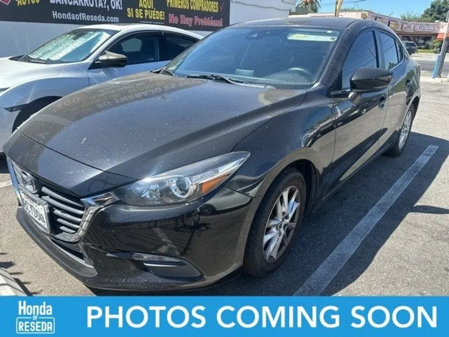 2018 Mazda Mazda3 Sport photo 1