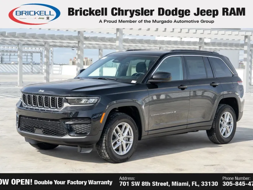 2025 Jeep Grand Cherokee Laredo photo 1