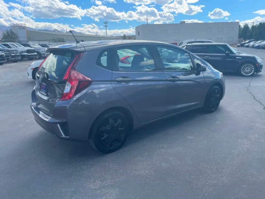 2017 Honda Fit LX photo 1