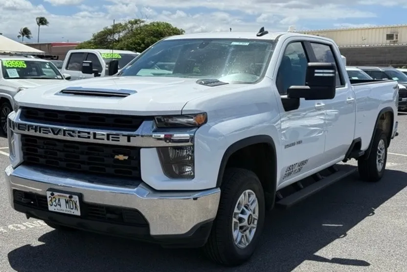 2023 Chevrolet Silverado 2500HD LT photo 1