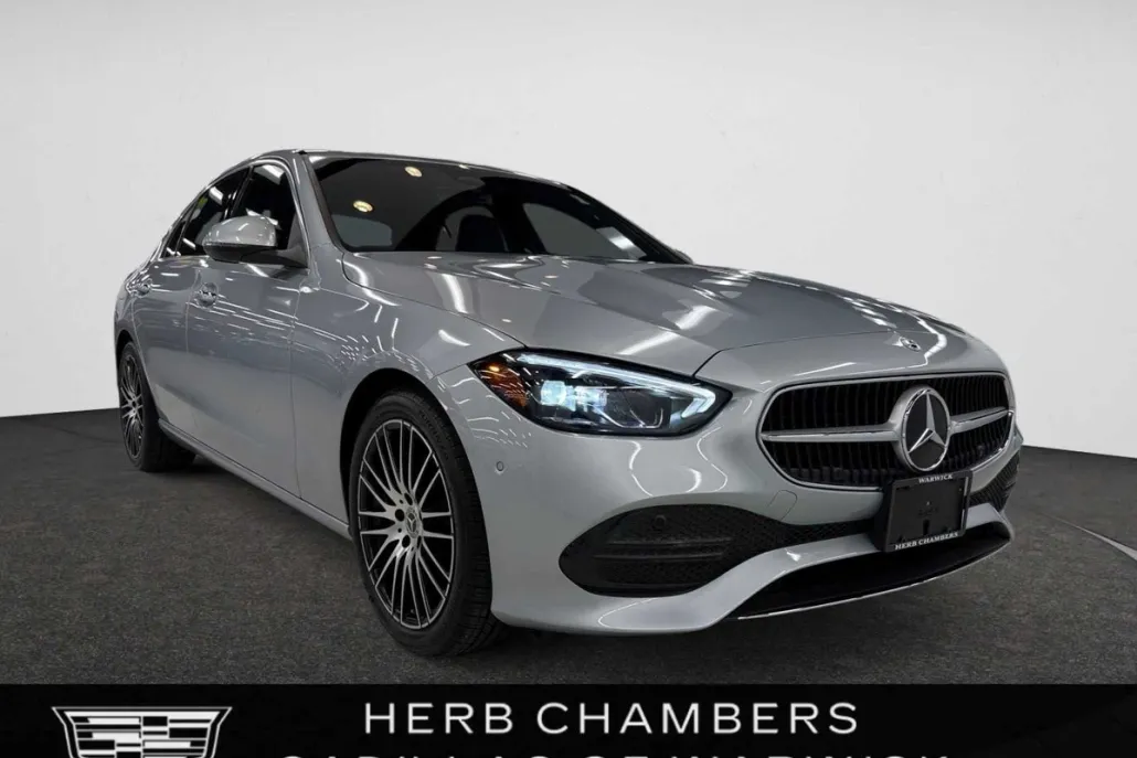 2024 Mercedes Benz C 300 photo 1