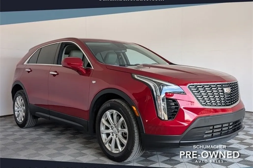 2023 Cadillac XT4 Luxury photo 1