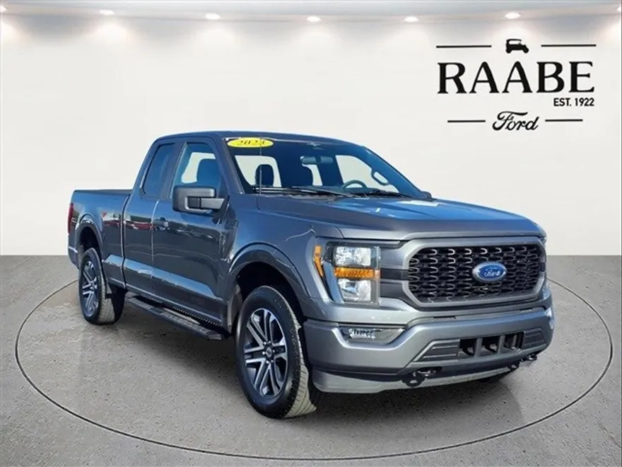 2023 Ford F-150 XL photo 1