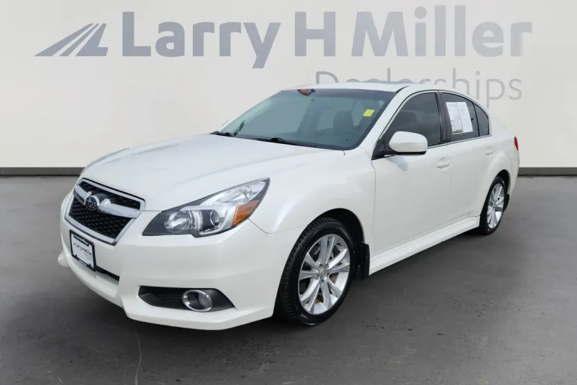 2014 Subaru Legacy 2.5i Limited photo 1