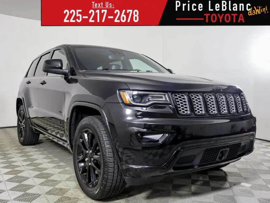 2020 Jeep Grand Cherokee Altitude photo 1