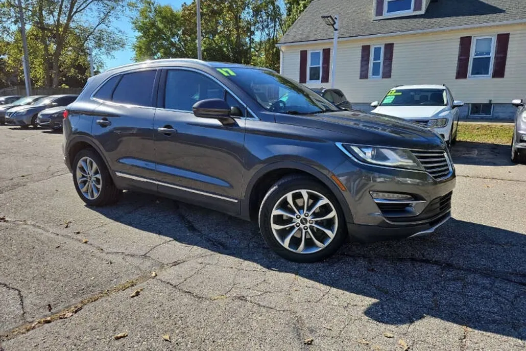 2017 Lincoln MKC Select photo 1