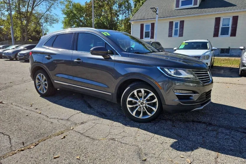 2017 Lincoln MKC Select photo 1