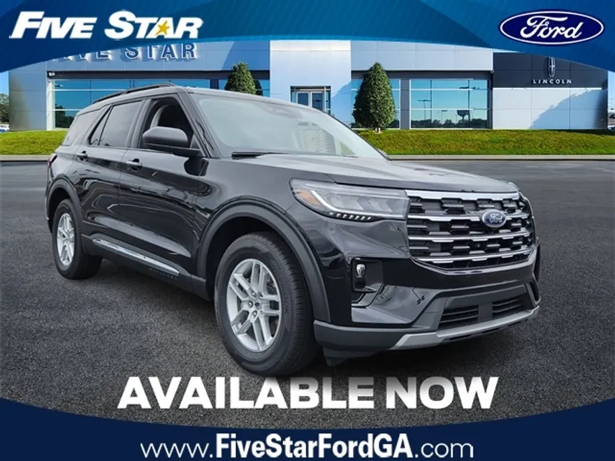 2025 Ford Explorer photo 1