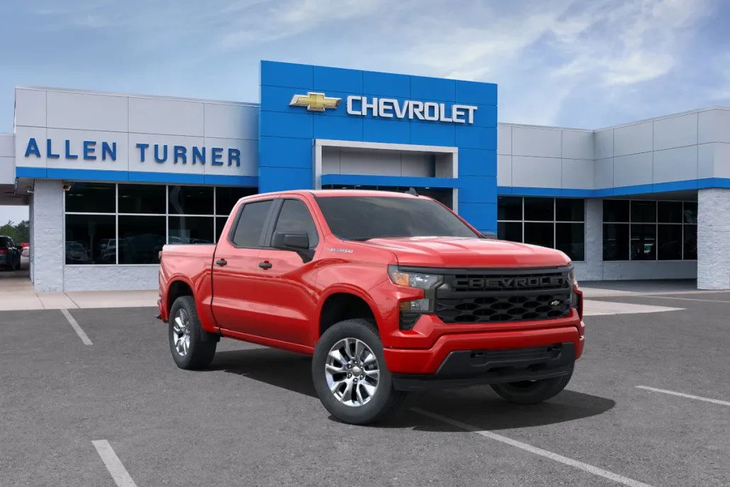 2025 Chevrolet Silverado 1500 Custom photo 1