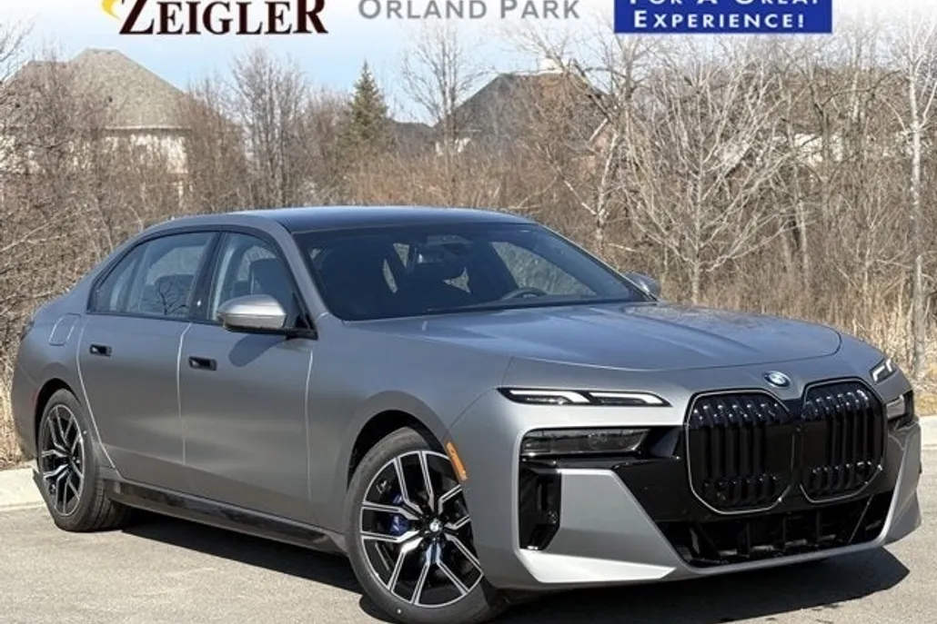 2025 Bmw 740i xDrive photo 1