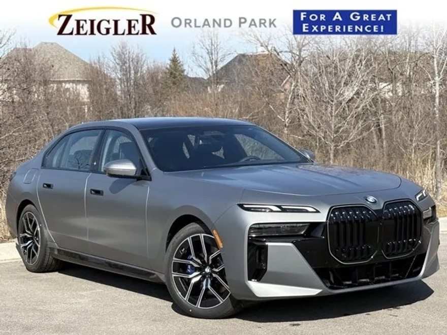 2025 Bmw 740i xDrive photo 1