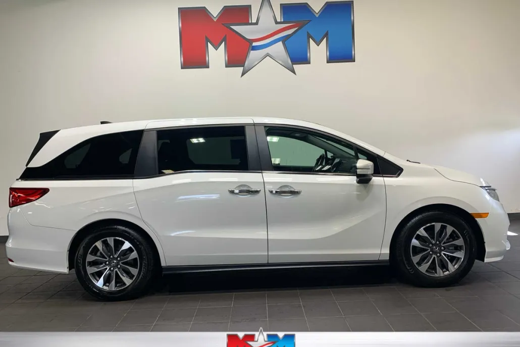 2022 Honda Odyssey EX-L photo 1