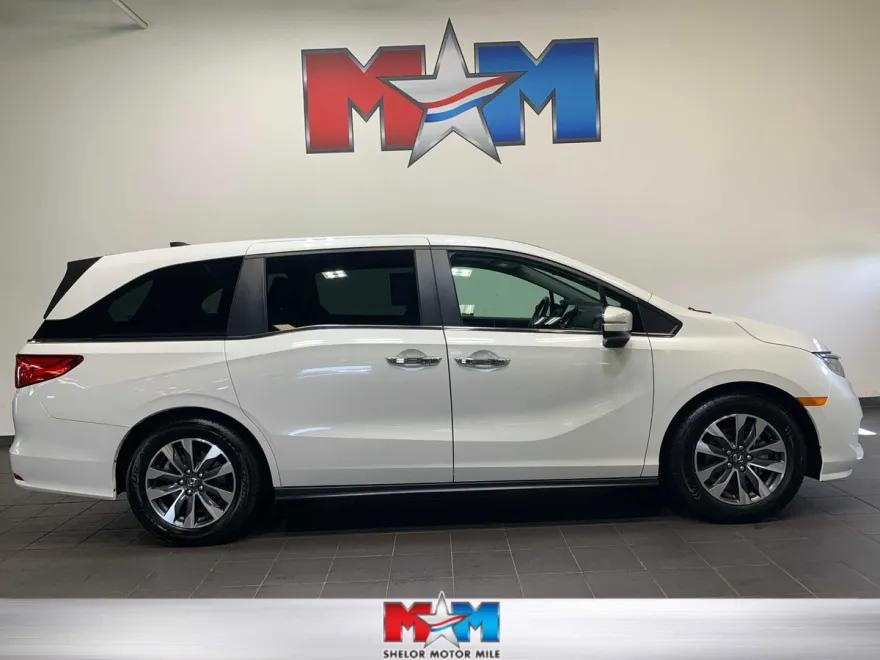 2022 Honda Odyssey EX-L photo 1