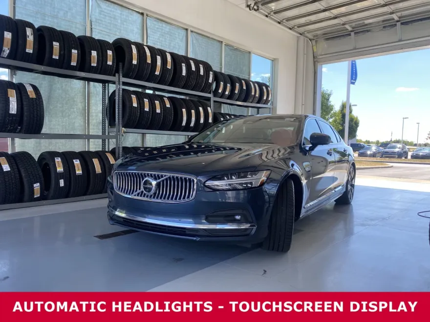 2023 Volvo S90 Ultimate photo 1