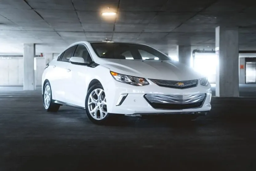2019 Chevrolet Volt Premier photo 1