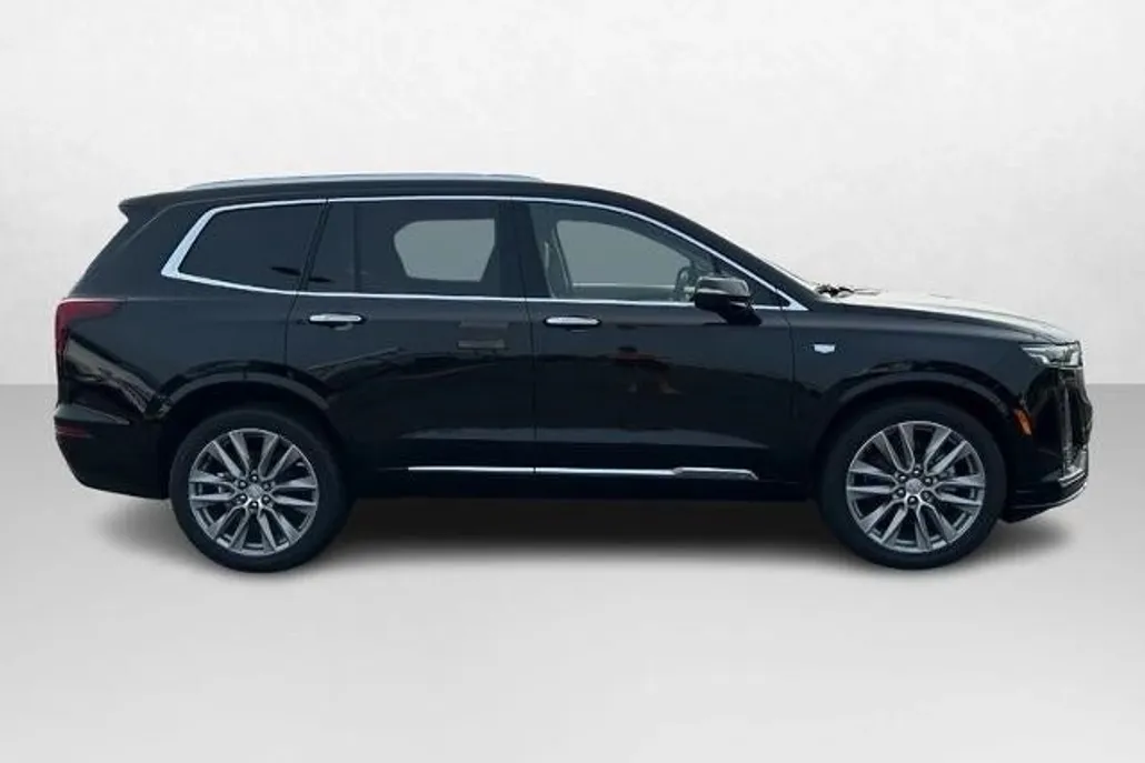 2025 Cadillac XT6 Premium Luxury photo 1