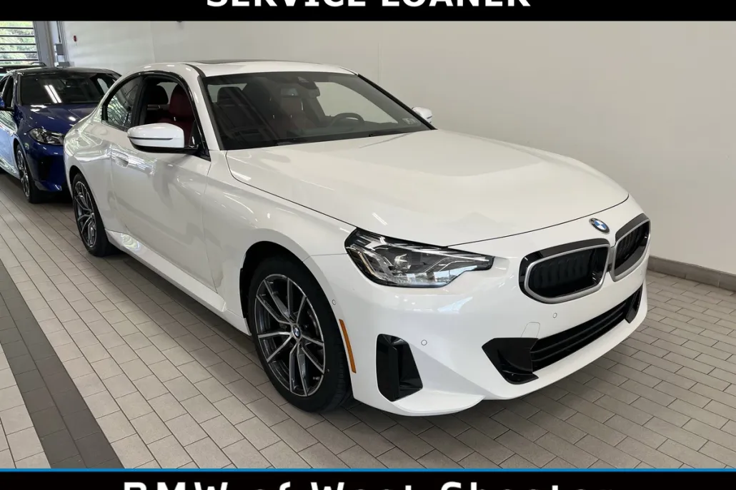 2025 Bmw 230i 230i xDrive photo 1