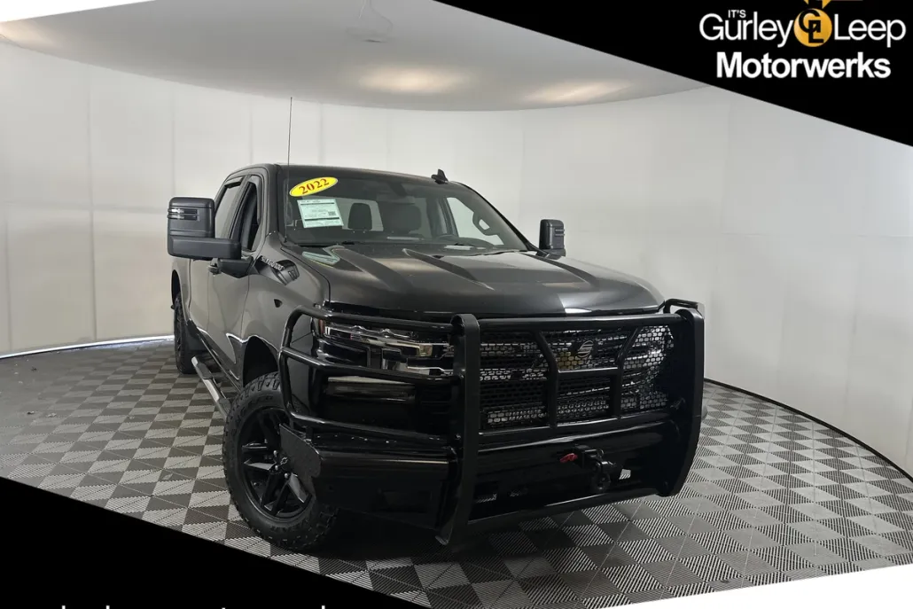 2022 Chevrolet Silverado 1500 LT photo 1