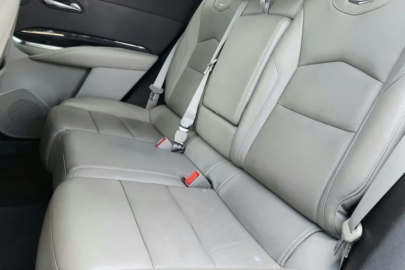 2019 Cadillac XT4 Premium Luxury photo 1