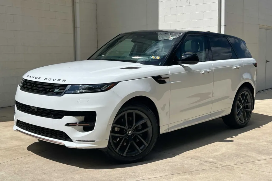 2024 Land Rover Range Rover Sport SE photo 1