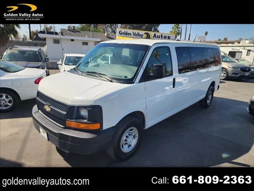 2007 Chevrolet Express LS 3500 photo 1