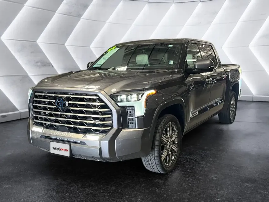 2023 Toyota Tundra CapStone photo 1