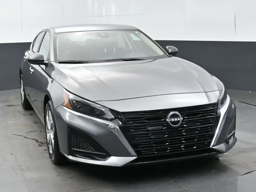 2024 Nissan Altima 2.5 S photo 1