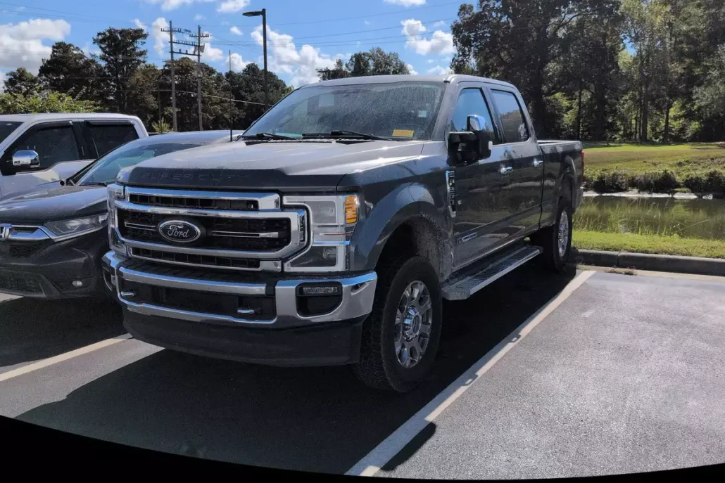 2022 Ford F-250 Lariat photo 1
