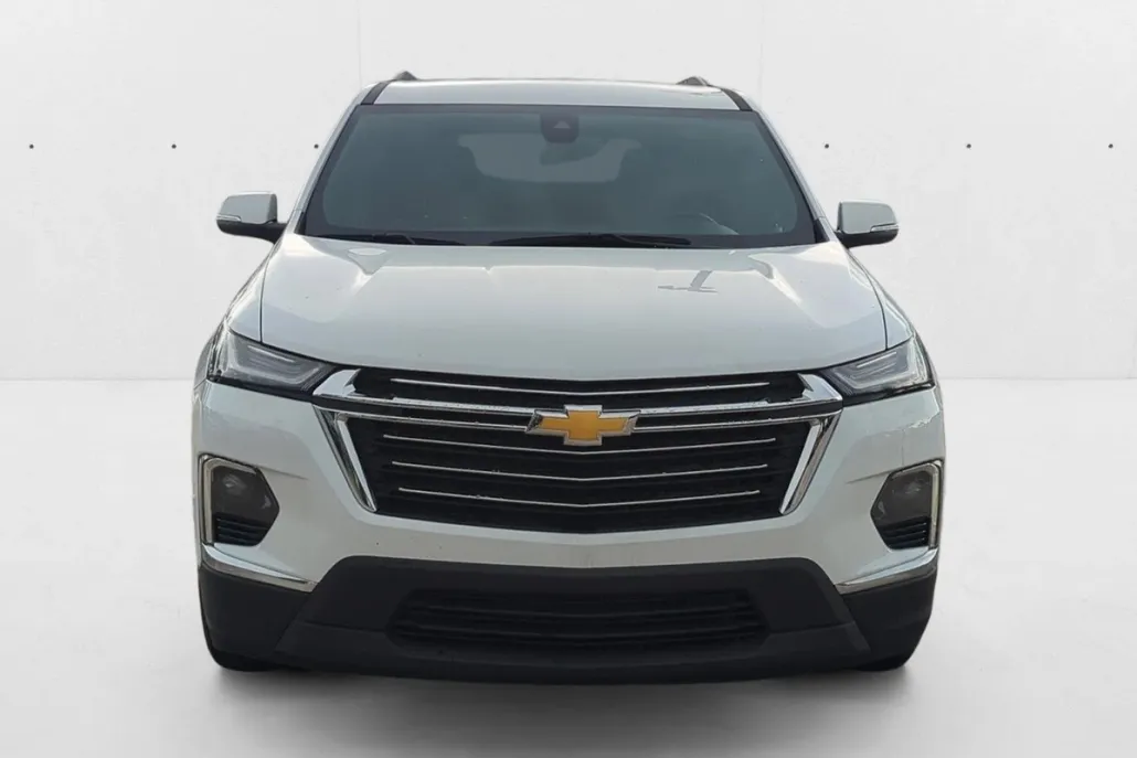 2024 Chevrolet Traverse Cloth photo 1