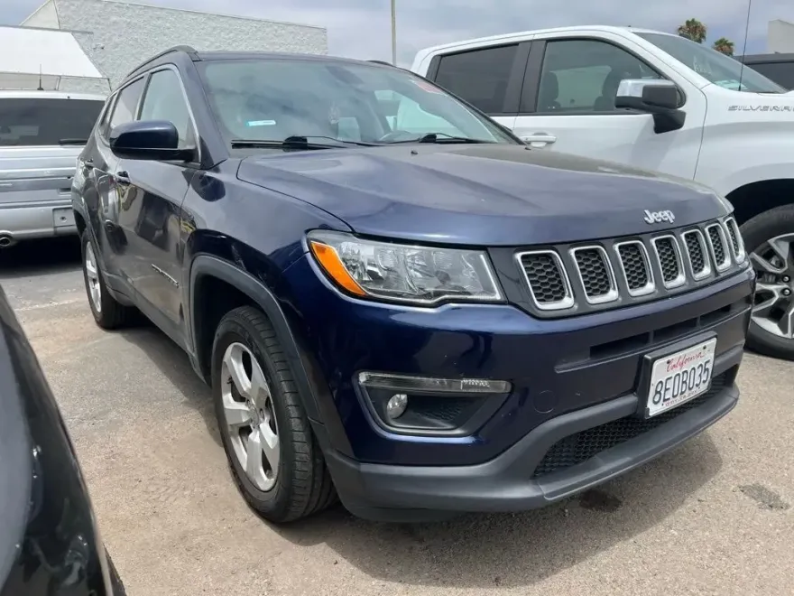 2018 Jeep Compass Latitude photo 1