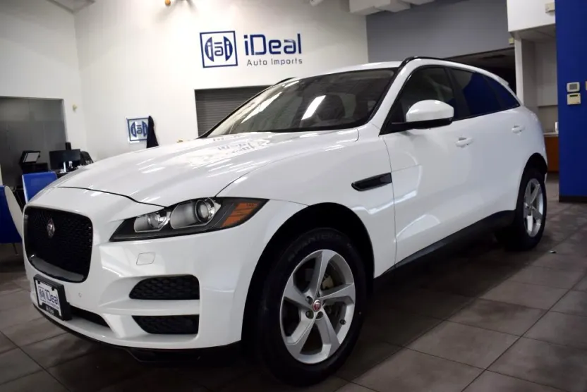 2018 Jaguar F-PACE Premium photo 1