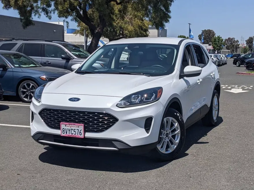 2021 Ford Escape SE photo 1
