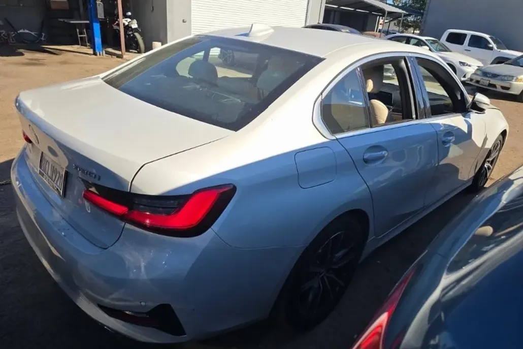 2019 Bmw 330i Sedan photo 1