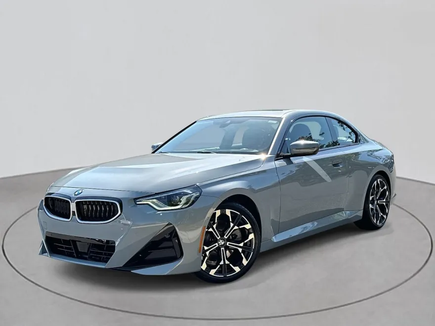 2025 Bmw 230i photo 1