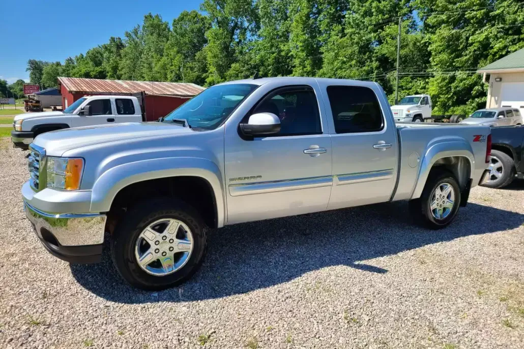 2012 Gmc Sierra 1500 SLE photo 1