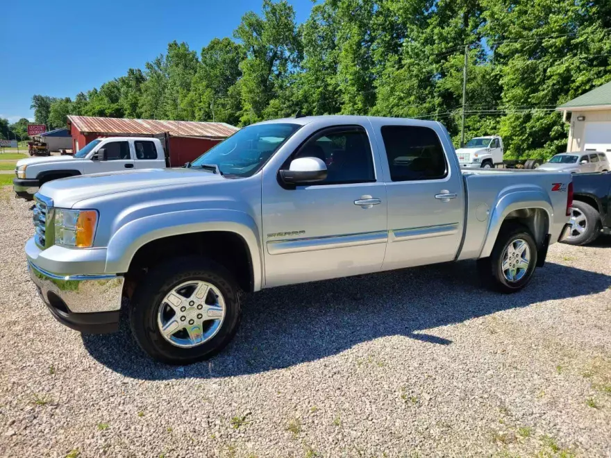 2012 Gmc Sierra 1500 SLE photo 1