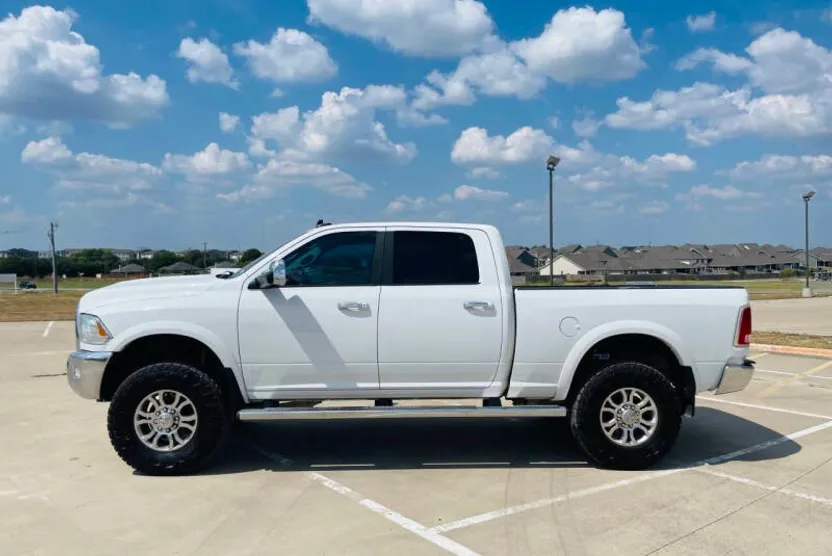 2015 Ram 2500 Laramie photo 1